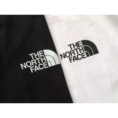 Футболка The North Face Year With Smile In Rectangle "White" фото № 3 Футболка The North Face Year With Smile In Rectangle "White" фото № 3