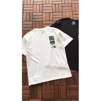 Футболка The North Face Year With Smile In Rectangle "White" фото № 8 Футболка The North Face Year With Smile In Rectangle "White" фото № 8