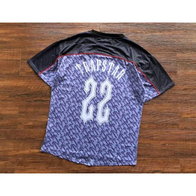 Футболка Trapstar Background From Repeating Small Logos "Purple" фото № 2