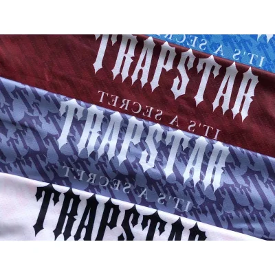 Футболка Trapstar Background From Repeating Small Logos "Purple" фото № 3