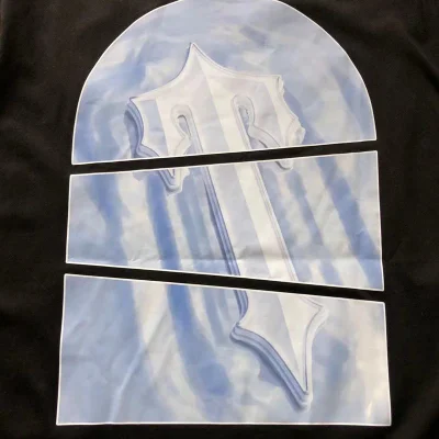 Футболка Trapstar Logo With Shadow Divided Into Three Parts "Black" фото № 3