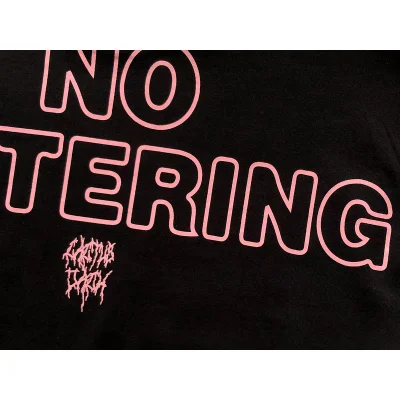 Футболка Travis Scott Astroworld Inscription No Loitering "Black" фото № 6 Футболка Travis Scott Astroworld Inscription No Loitering "Black" фото № 6