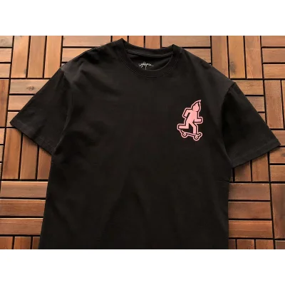 Футболка Travis Scott Astroworld Inscription No Loitering "Black" фото № 5 Футболка Travis Scott Astroworld Inscription No Loitering "Black" фото № 5