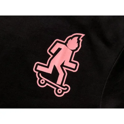 Футболка Travis Scott Astroworld Inscription No Loitering "Black" фото № 4 Футболка Travis Scott Astroworld Inscription No Loitering "Black" фото № 4