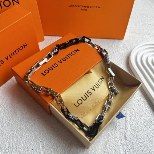 Подвеска Louis Vuitton Color With Engraving "Silver/Black"