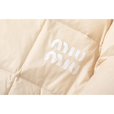Пуховик Miu Miu Signature Cube "Beige" фото № 6