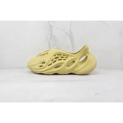Adidas Yeezy Foam Runner "Sulfur" фото № 2