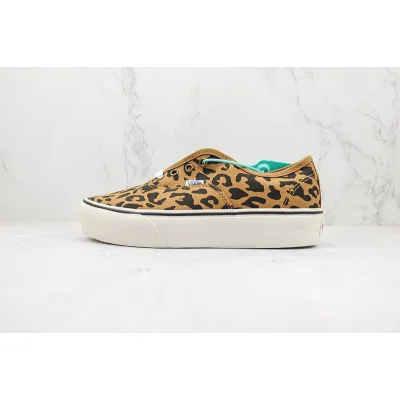 Vans Authentic "Leopard/Mono" фото № 2