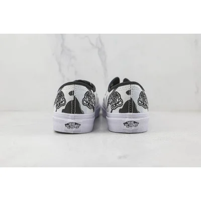 Vans Authentic "White Tigers" фото № 7