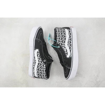 Supreme x Vans SK8-Mid "Monogram" фото № 6 Supreme x Vans SK8-Mid "Monogram" фото № 6