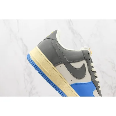 Undefeated x Nike Air Force 1 Low "Dark Grey/Blue/Gold" фото № 3