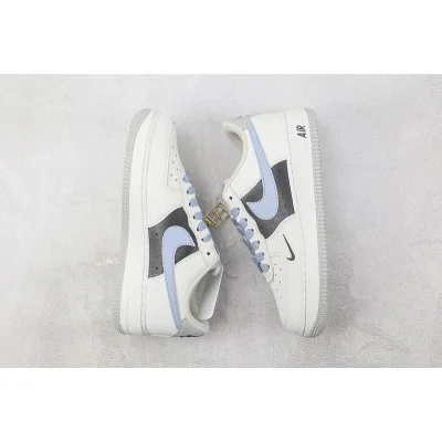 Nike Air Force 1 07 Low "Milan/Light Grey/Black/White" фото № 6 Nike Air Force 1 07 Low "Milan/Light Grey/Black/White" фото № 6
