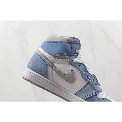 Air Jordan 1 High OG "Hyper Royal" фото № 4