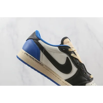 Travis Scott x Air Jordan 1 Low "Fragment" фото № 3