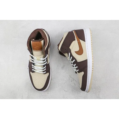 Air Jordan 1 Mid SE "Brown Basalt Oatmeal" фото № 6