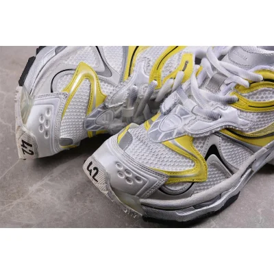 Balenciaga Runner "Worn-Out – White Yellow" фото № 9