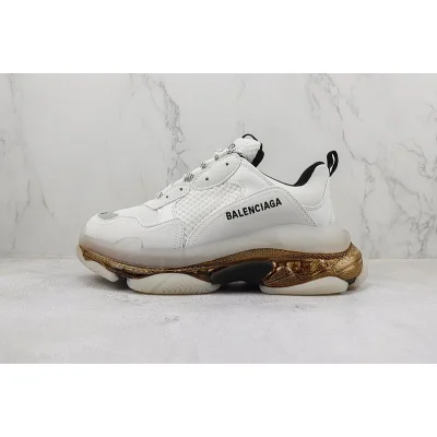 Balenciaga Triple S "Light Grey/Brown Venge" фото № 2 Balenciaga Triple S "Light Grey/Brown Venge" фото № 2