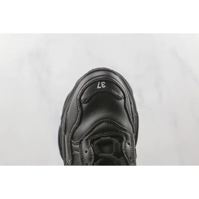 Balenciaga Triple S "Void Black" фото № 4