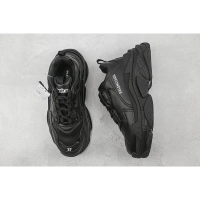 Balenciaga Triple S "Void Black" фото № 6