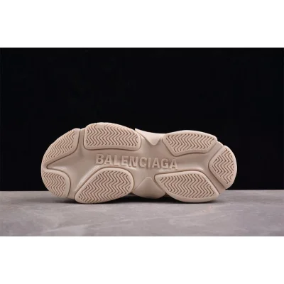 Balenciaga Triple S Sneaker "White/Red" фото № 4 Balenciaga Triple S Sneaker "White/Red" фото № 4