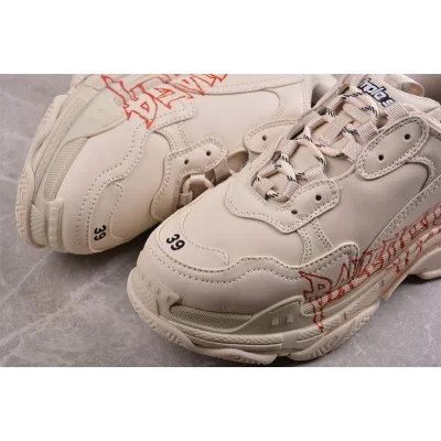 Balenciaga Triple S Sneaker "White/Red" фото № 7 Balenciaga Triple S Sneaker "White/Red" фото № 7