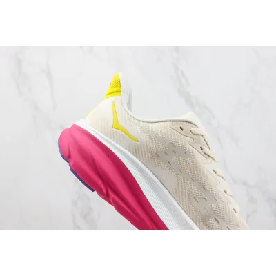 Hoka One One Clifton 9 "Eggnog/Blanc de Blanc" фото № 3