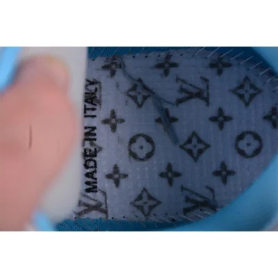 Louis Vuitton Trainer "Icy Blue" фото № 6