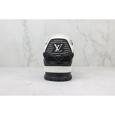 Louis Vuitton LV Trainer 2021 Low "Monogram Black/White" фото № 9 Louis Vuitton LV Trainer 2021 Low "Monogram Black/White" фото № 9