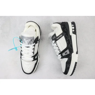 Louis Vuitton LV Trainer 2021 Low "Monogram Black/White" фото № 6 Louis Vuitton LV Trainer 2021 Low "Monogram Black/White" фото № 6