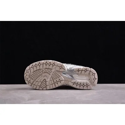 New Balance 1906R "Silver Metalic" фото № 7