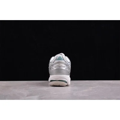New Balance 1906R "Silver Metalic" фото № 6
