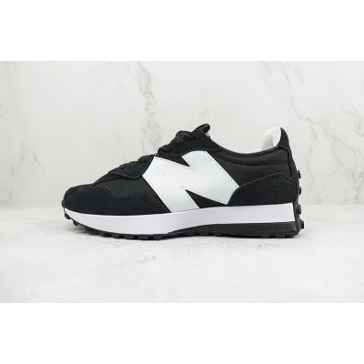 New Balance 327 “Black/White” фото № 2 New Balance 327 “Black/White” фото № 2