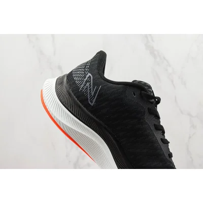 New Balance FuelCell Propel V4 "Black/Orange Foot/White" фото № 3