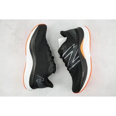 New Balance FuelCell Propel V4 "Black/Orange Foot/White" фото № 7
