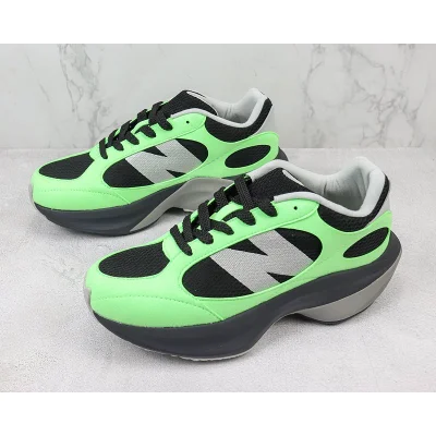 New Balance Warped Runner "Neon Green/Phantom Grey" фото № 5 New Balance Warped Runner "Neon Green/Phantom Grey" фото № 5