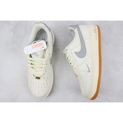 Nike Air Force 1 Low 40th Anniversary "Light Grey/Off White" фото № 7 Nike Air Force 1 Low 40th Anniversary "Light Grey/Off White" фото № 7