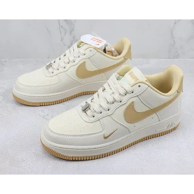 A Bathing Ape x Nike Air Force 1 Low "Milk White/Morandi Yellow" фото № 5