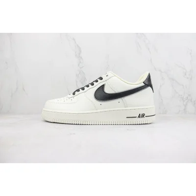 NYC x Nike Air Force 1 Low "White/Black" фото № 2