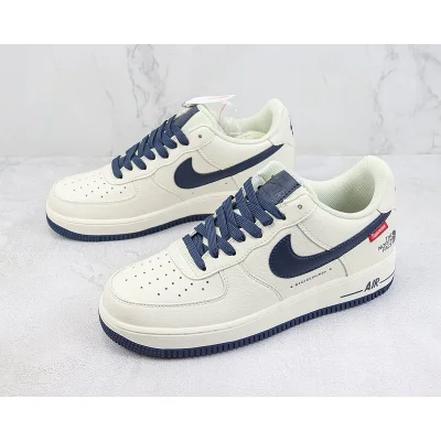Supreme x The North Face x Nike Air Force 1 Low "Off White/Navy Blue" фото № 5 Supreme x The North Face x Nike Air Force 1 Low "Off White/Navy Blue" фото № 5