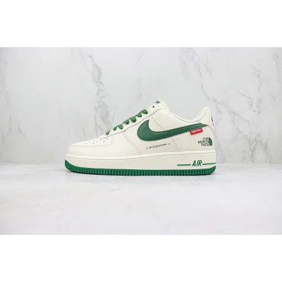 The North Face x Nike Air Force 1 Low "Wheat White/Pine Green" фото № 2