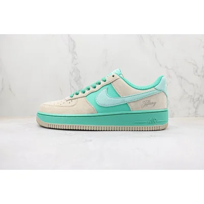 Tiffany & Co x Nike Air Force 1 Low "Suede Beige/Blue" фото № 2 Tiffany & Co x Nike Air Force 1 Low "Suede Beige/Blue" фото № 2