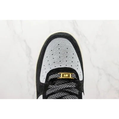 Nike Air Force 1 Low "Black/Neon Yellow Swoosh" фото № 4 Nike Air Force 1 Low "Black/Neon Yellow Swoosh" фото № 4