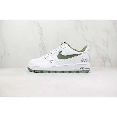 Louis Vuitton x Nike Air Force 1 Low "White/Olive" фото № 2