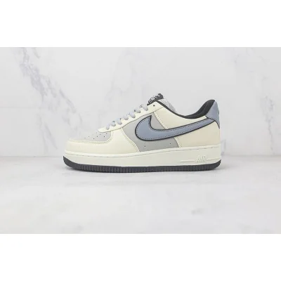 Nike Air Force 1 Low "Milk White/Fog Blue" фото № 2 Nike Air Force 1 Low "Milk White/Fog Blue" фото № 2