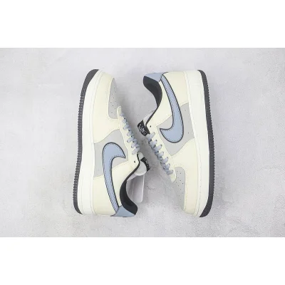 Nike Air Force 1 Low "Milk White/Fog Blue" фото № 6 Nike Air Force 1 Low "Milk White/Fog Blue" фото № 6