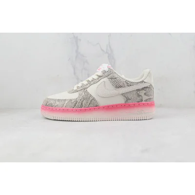 Nike Air Force 1 Low "Snakeskin" фото № 2 Nike Air Force 1 Low "Snakeskin" фото № 2