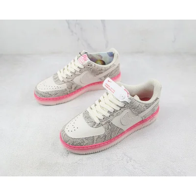 Nike Air Force 1 Low "Snakeskin" фото № 5 Nike Air Force 1 Low "Snakeskin" фото № 5