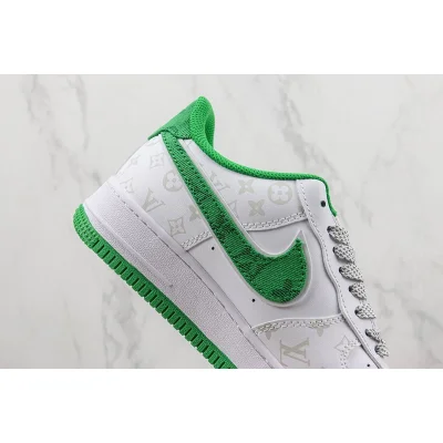 Louis Vuitton x Nike Air Force 1 Low "White/Neon Green/Grey" фото № 3