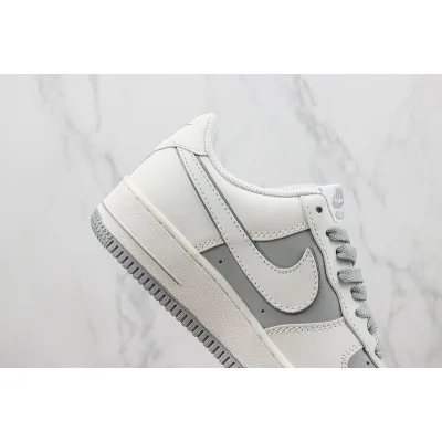 Nike Air Force 1 Low "White/Gray" фото № 3