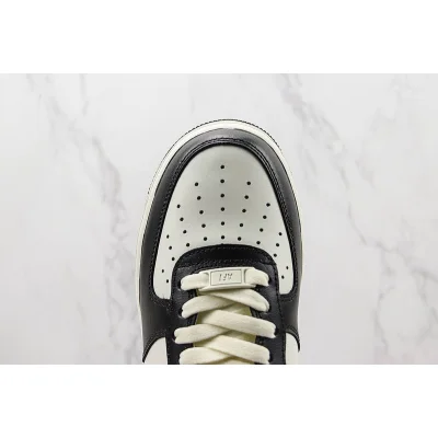 Nike Air Force 1 Low "Oreo/Black/White" фото № 4 Nike Air Force 1 Low "Oreo/Black/White" фото № 4